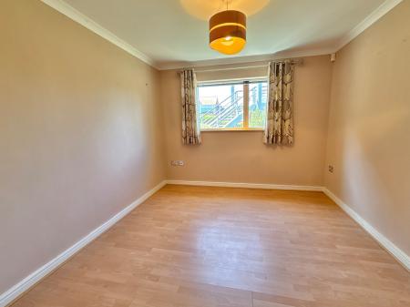 2 bedroom Apartment for sale in Marine Approach, Burton Waters, Lincoln, LN1