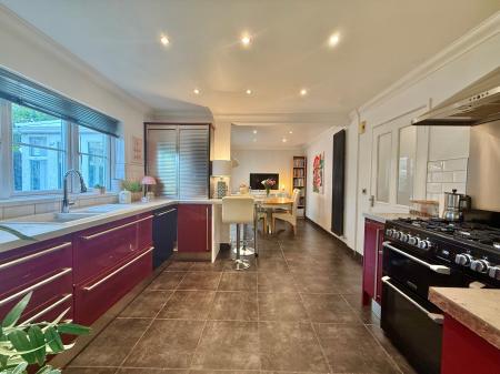 4 bedroom Detached house for sale in Mercer Drive, Lincoln, LN1