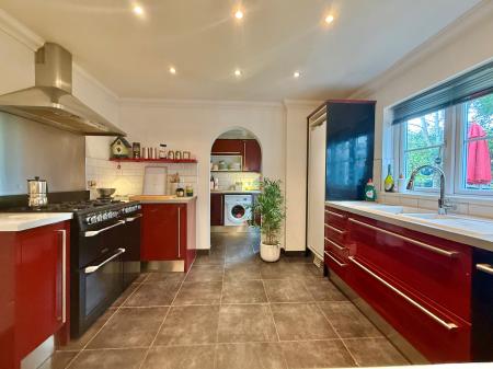 4 bedroom Detached house for sale in Mercer Drive, Lincoln, LN1