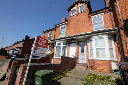 3 bedroom Terraced House for sale in Monks Road, Lincoln, LN2