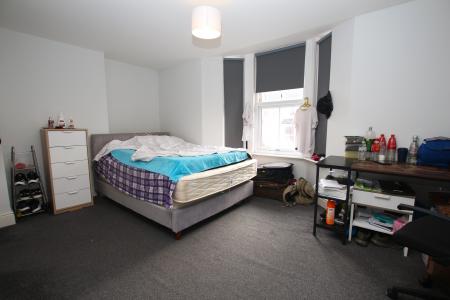 7 bedroom Terraced House for sale in Monks Road, Lincoln, LN2