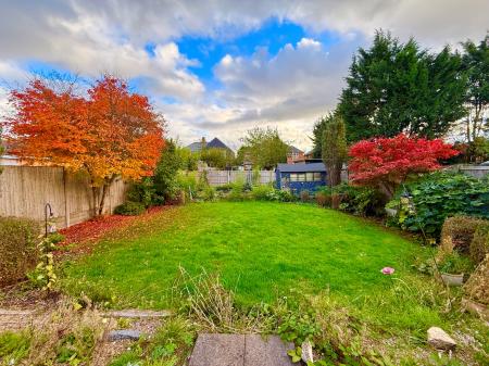 3 bedroom Semi-detached house for sale in Neile Close, Uphill Lincoln, Lincoln, LN2