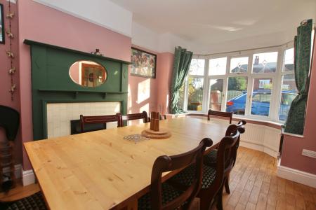 3 bedroom Detached house for sale in Nettleham Road, Lincoln, LN2