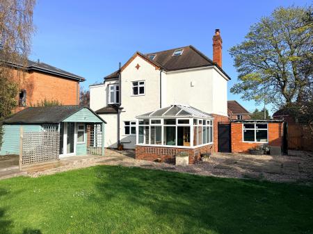 3 bedroom Detached house for sale in Nettleham Road, Lincoln, LN2