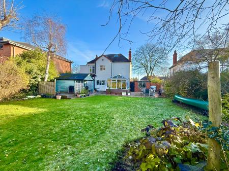 3 bedroom Detached house for sale in Nettleham Road, Lincoln, LN2