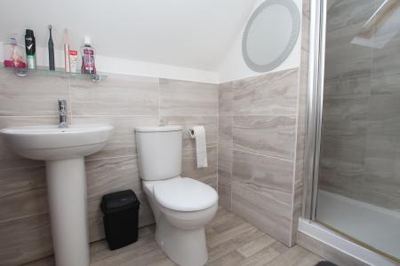 3 bedroom Town house for sale in New Swan Close, Witham St Hughs, LN6