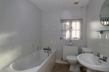 3 bedroom Detached bungalow for sale in Paddock Lane, Metheringham, LN4