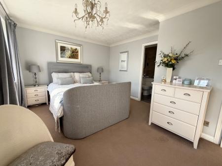 4 bedroom Detached house for sale in Paddock Lane, Metheringham, LN4