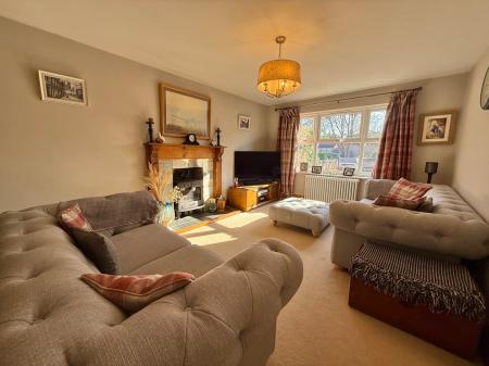 4 bedroom Detached house for sale in Paddock Lane, Metheringham, LN4