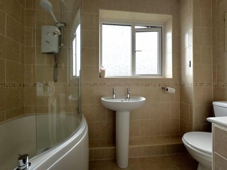 3 bedroom Semi-detached house for sale in Poachers Brook, Skellingthorpe, LN6