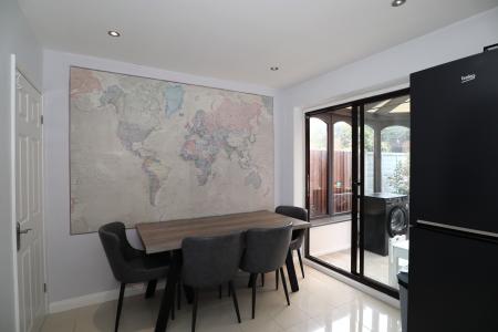 3 bedroom Semi-detached house for sale in Poachers Brook, Skellingthorpe, LN6