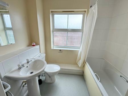 2 bedroom Apartment for sale in Riverside Drive, Lincoln, LN5