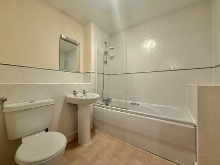 2 bedroom Flat for sale in Riverside Drive, Lincoln, LN5