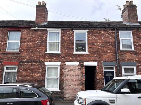3 bedroom Terraced House for sale in Shakespeare Street, Lincoln, LN5