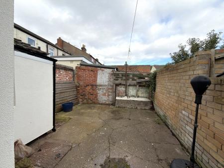 3 bedroom Terraced House for sale in Shakespeare Street, Lincoln, LN5