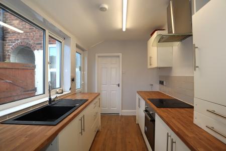 3 bedroom Terraced House for sale in Shakespeare Street, Lincoln, LN5