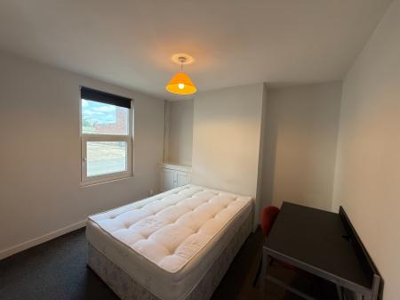 4 bedroom Terraced House for sale in Shakespeare Street, Lincoln, LN5