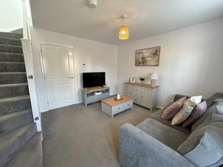 2 bedroom Semi-detached house for sale in Shrewsbury Road, Bracebridge Heath, LN4