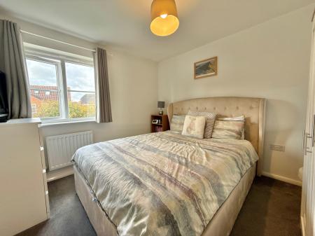 2 bedroom Semi-detached house for sale in Shrewsbury Road, Bracebridge Heath, LN4