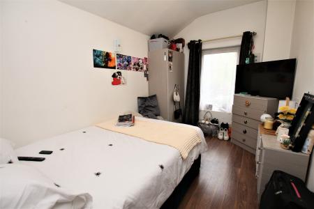 5 bedroom Terraced House for sale in St Catherines Grove, Lincoln, LN5