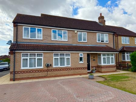 The Hardings, Welton, LN2