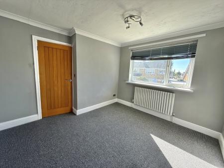 3 bedroom Semi-detached house for sale in Valley Road, Lincoln, LN5