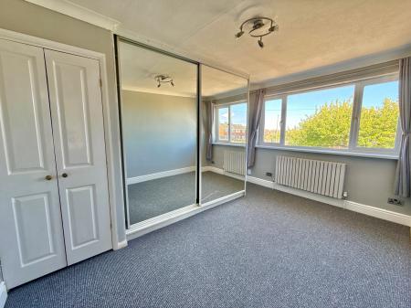 3 bedroom Semi-detached house for sale in Valley Road, Lincoln, LN5