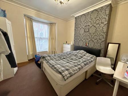 5 bedroom Terraced House for sale in Vine Street, Lincoln, LN2