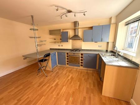 2 bedroom Flat for sale in Western Avenue, Bracebridge Heath, LN4