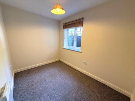 2 bedroom Flat for sale in Western Avenue, Bracebridge Heath, LN4