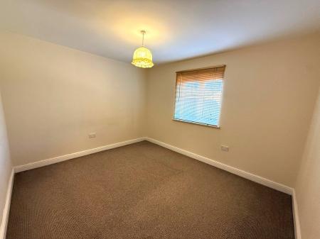 2 bedroom Flat for sale in Western Avenue, Bracebridge Heath, LN4