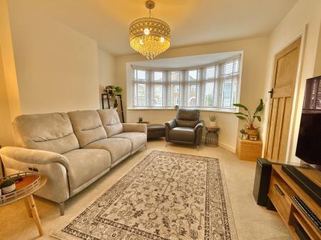 3 bedroom Semi-detached house for sale in Western Crescent, Lincoln, LN6