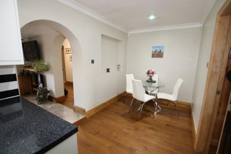 4 bedroom Detached bungalow for sale in Westfield Drive, North Greetwell, Lincoln, LN2