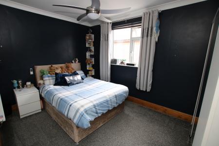 4 bedroom Detached bungalow for sale in Westfield Drive, North Greetwell, Lincoln, LN2