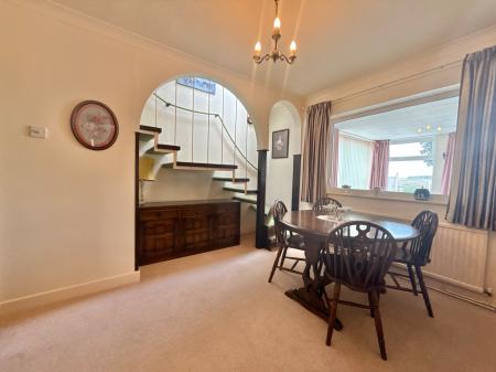 3 bedroom Bungalow for sale in Westwood Drive, Lincoln, LN6