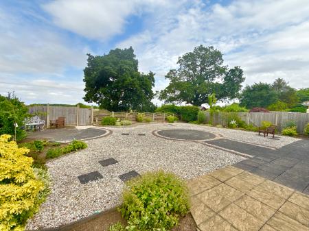 3 bedroom Bungalow for sale in Westwood Drive, Lincoln, LN6