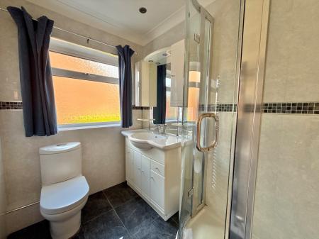 3 bedroom Detached bungalow for sale in Willowfield Avenue, Nettleham, LN2