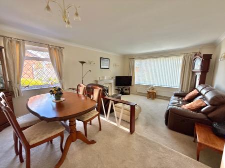 3 bedroom Detached bungalow for sale in Willowfield Avenue, Nettleham, LN2