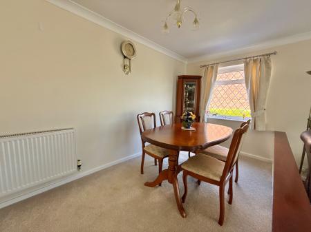 3 bedroom Detached bungalow for sale in Willowfield Avenue, Nettleham, LN2