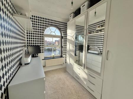 3 bedroom Detached house for sale in Gloucester Close, Lincoln, LN4