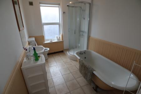 4 bedroom House share to let in Avondale Street, Lincoln, LN2