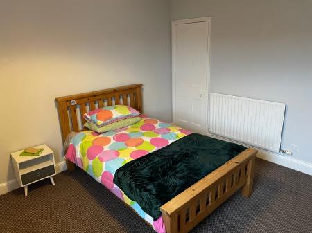 2 bedroom House share to let in Cross Street, Lincoln, LN5