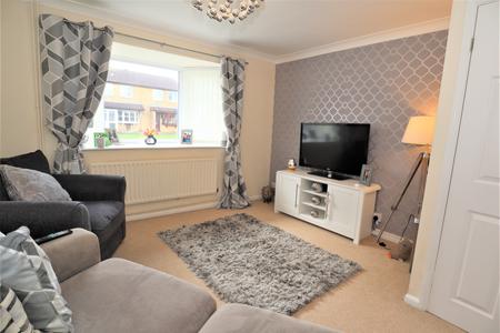2 bedroom Semi-detached house to let in Meadow Way, Bracebridge Heath, LN4