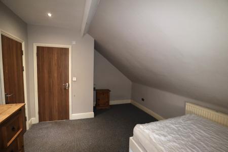 1 bedroom Flat to let in Monks Road, Lincoln, LN2