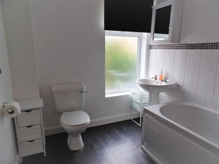 2 bedroom House share to let in Peel Street, Lincoln, LN5