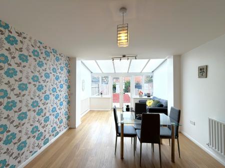 4 bedroom Town house to let in Ross Close, Uphill Lincoln, Lincoln, LN2