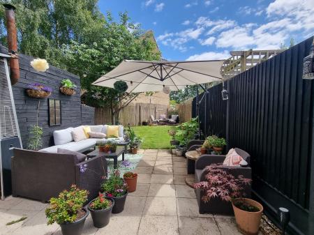 2 bedroom End of terrace house for sale in Sixfield Close, Lincoln, LN6