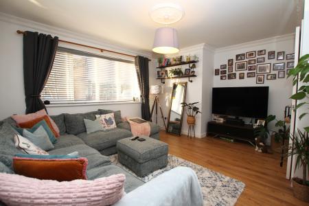 2 bedroom End of terrace house for sale in Sixfield Close, Lincoln, LN6