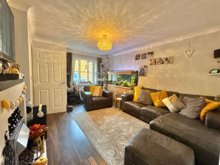 3 bedroom Town house for sale in Daubeney Avenue, Saxilby, LN1