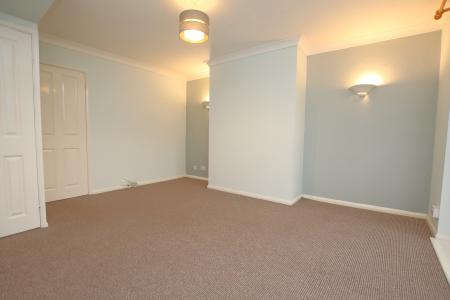 2 bedroom Terraced House for sale in Shawbury Close, Lincoln, LN6
